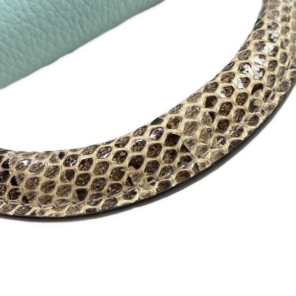 Louis Vuitton Capucines Mini Leather Handbag Vert d'Eau - Picture 15 of 16